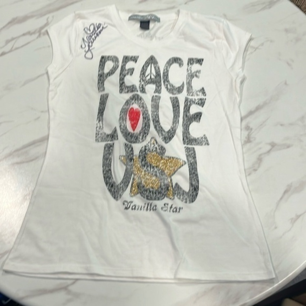 Vanilla Star Juniors Autographed Nastia Liukin Peace Love T-Shirt